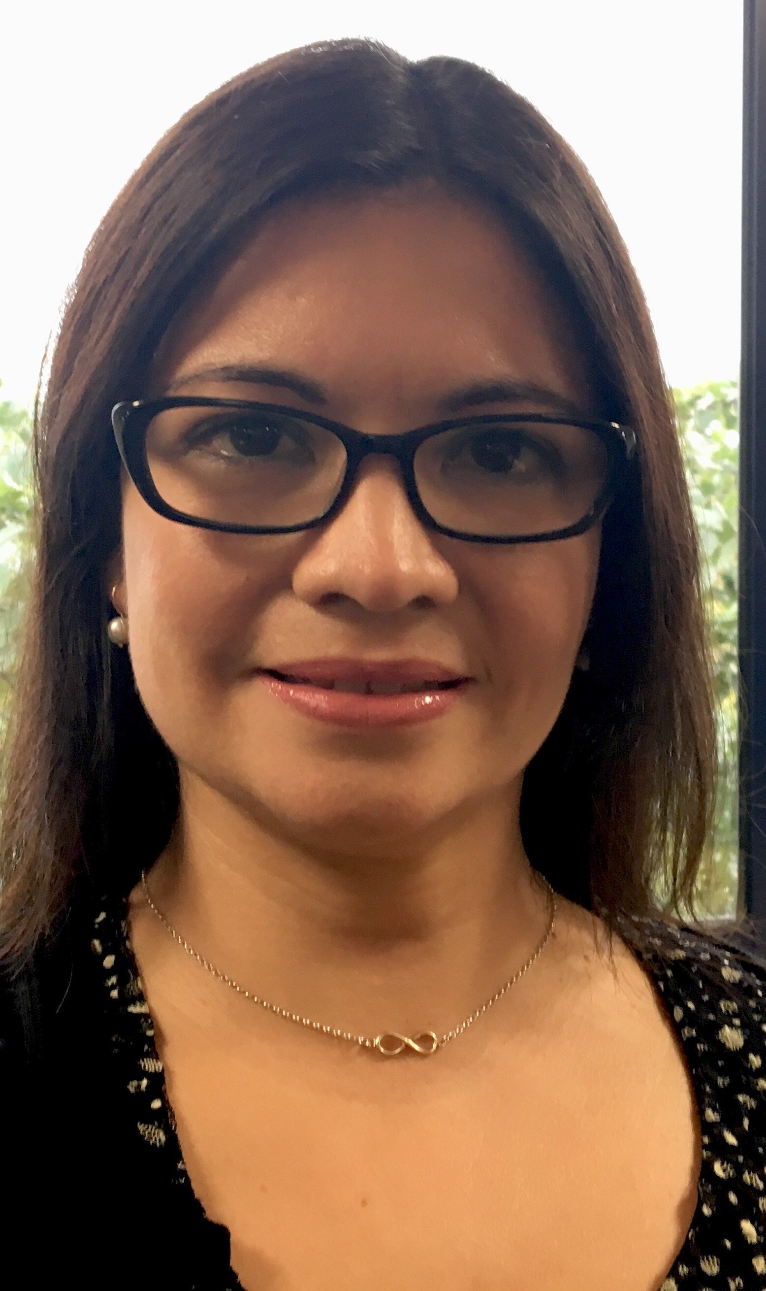 Dr Alejandra Matamoros