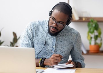 Man taking an online course